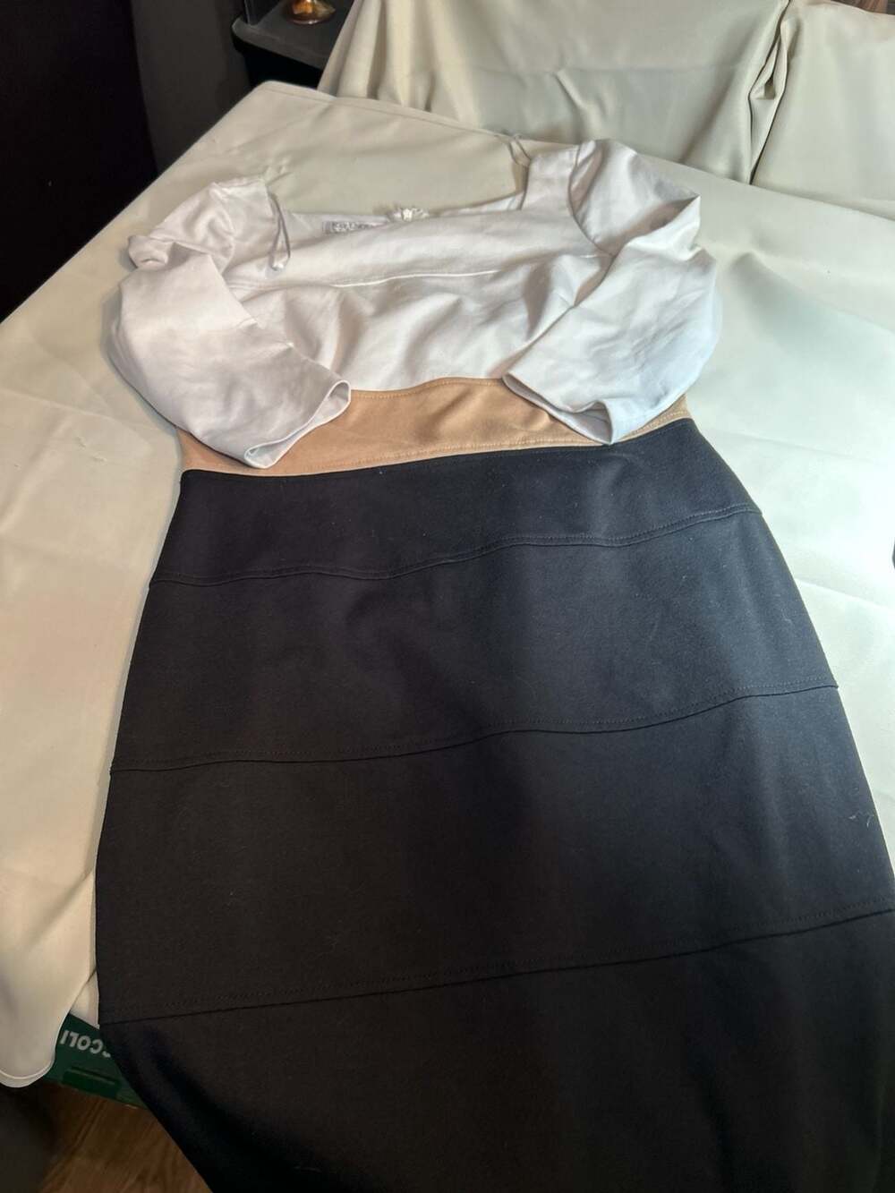 Kay Unger New York Colorblock 3/4 Sleeve Tiered Sheath Dress Size 14
